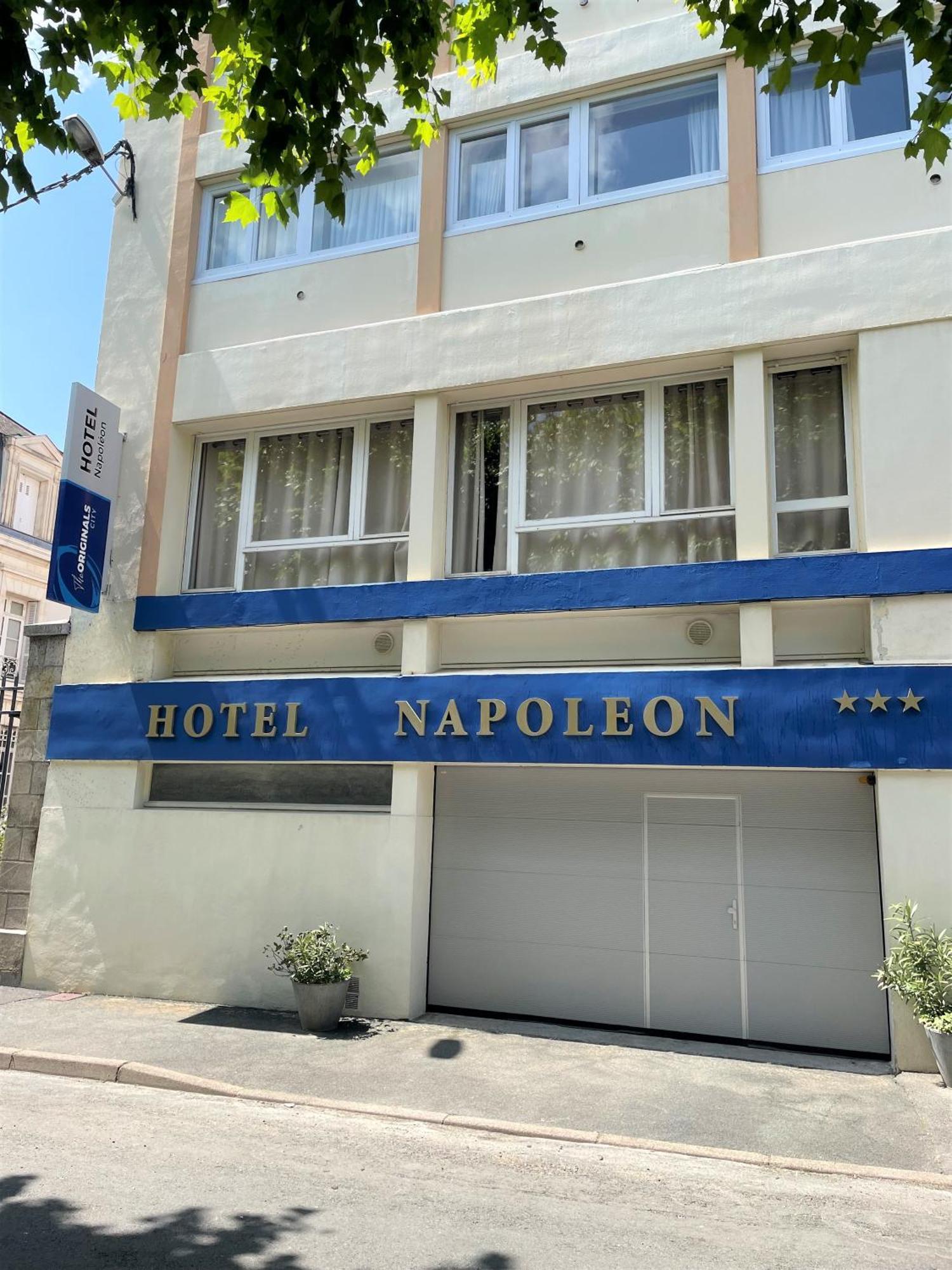 The Originals City, Hotel Napoleon, La Roche-Sur-Yon Exteriör bild