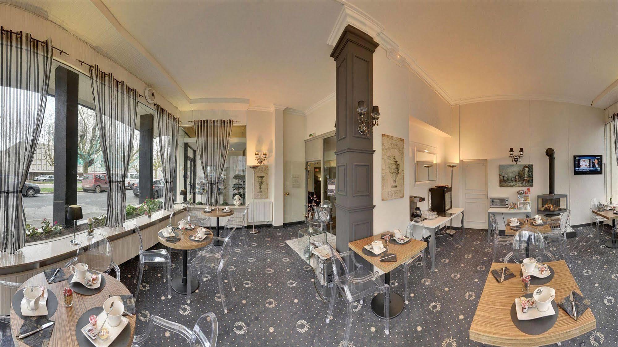 The Originals City, Hotel Napoleon, La Roche-Sur-Yon Exteriör bild
