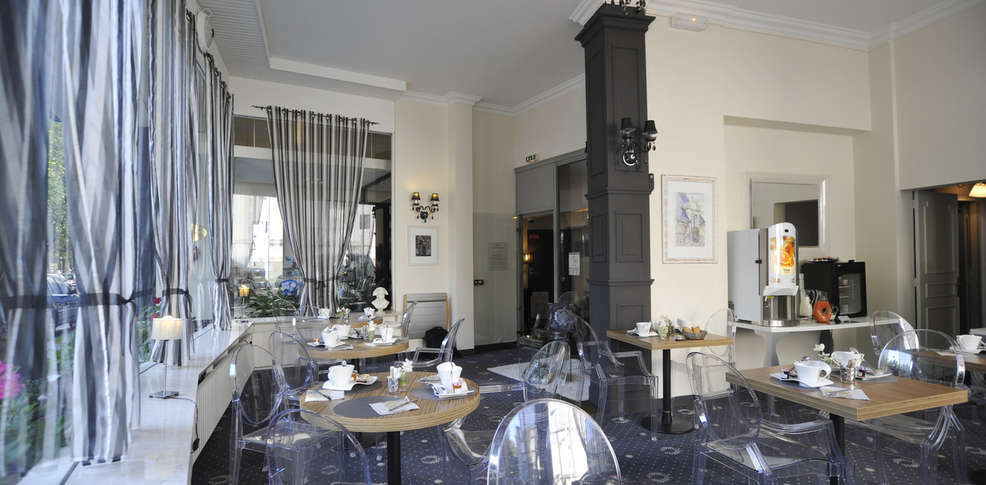 The Originals City, Hotel Napoleon, La Roche-Sur-Yon Exteriör bild